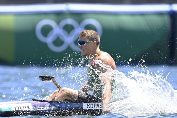 Hungarian doubling, Bald gold, Varga silver medal K-1 at 1000 meters