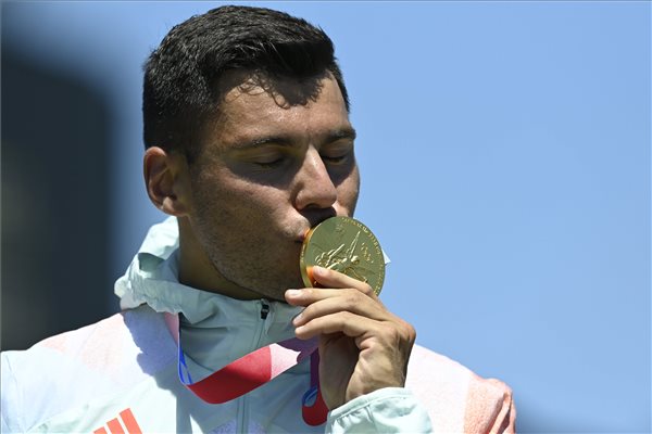 Tokyo 2020 - Sándor Tótka won a gold medal in the sprint competition